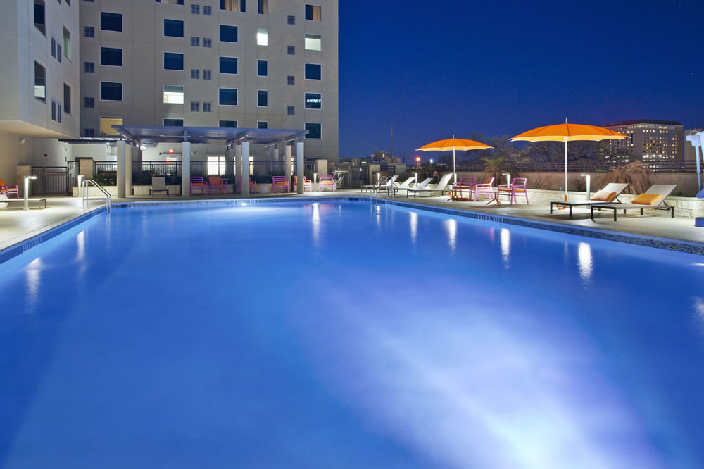 Hotel Indigo Austin Downtown - University By Ihg Exterior photo