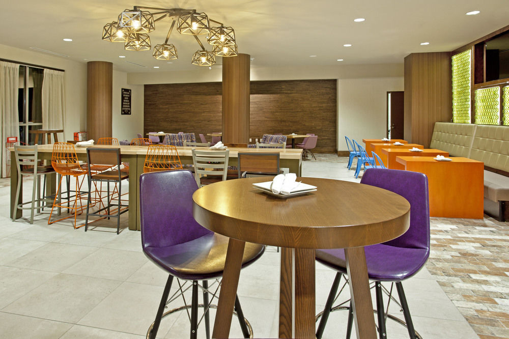 Hotel Indigo Austin Downtown - University By Ihg Exterior photo